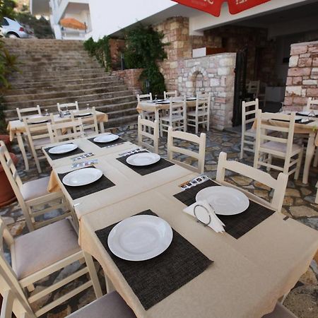 Hotel Prishtina Sarandë Eksteriør billede