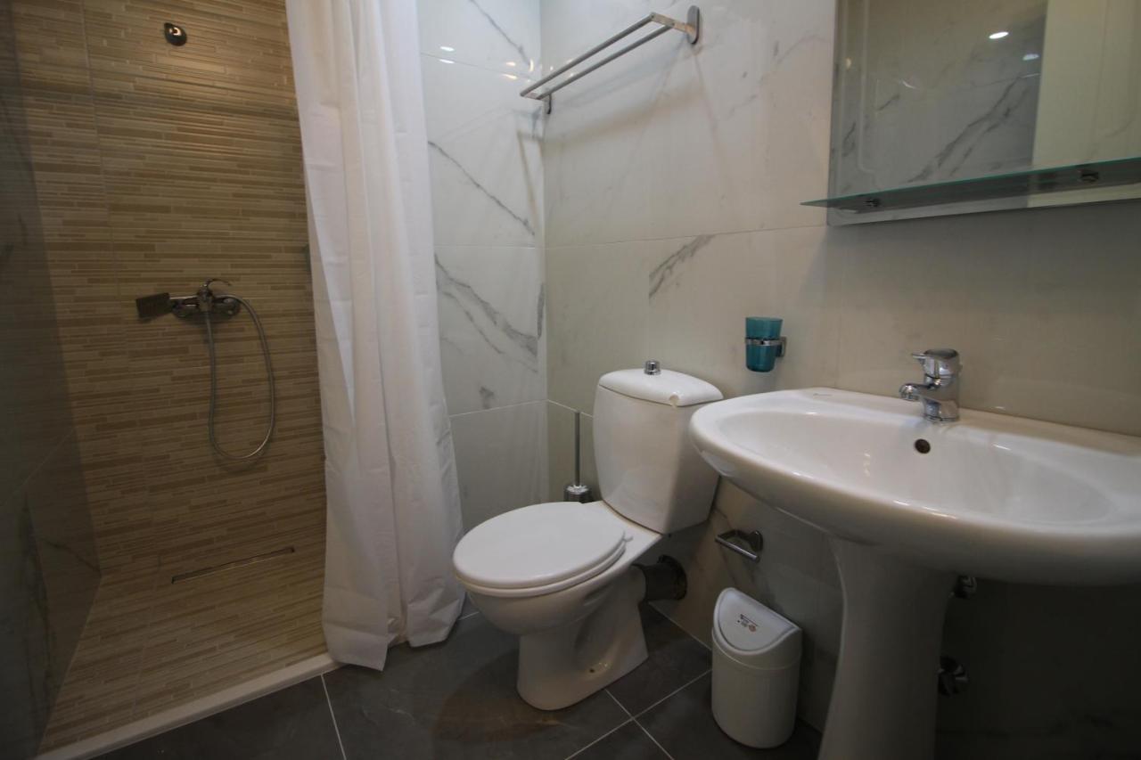 Hotel Prishtina Sarandë Eksteriør billede